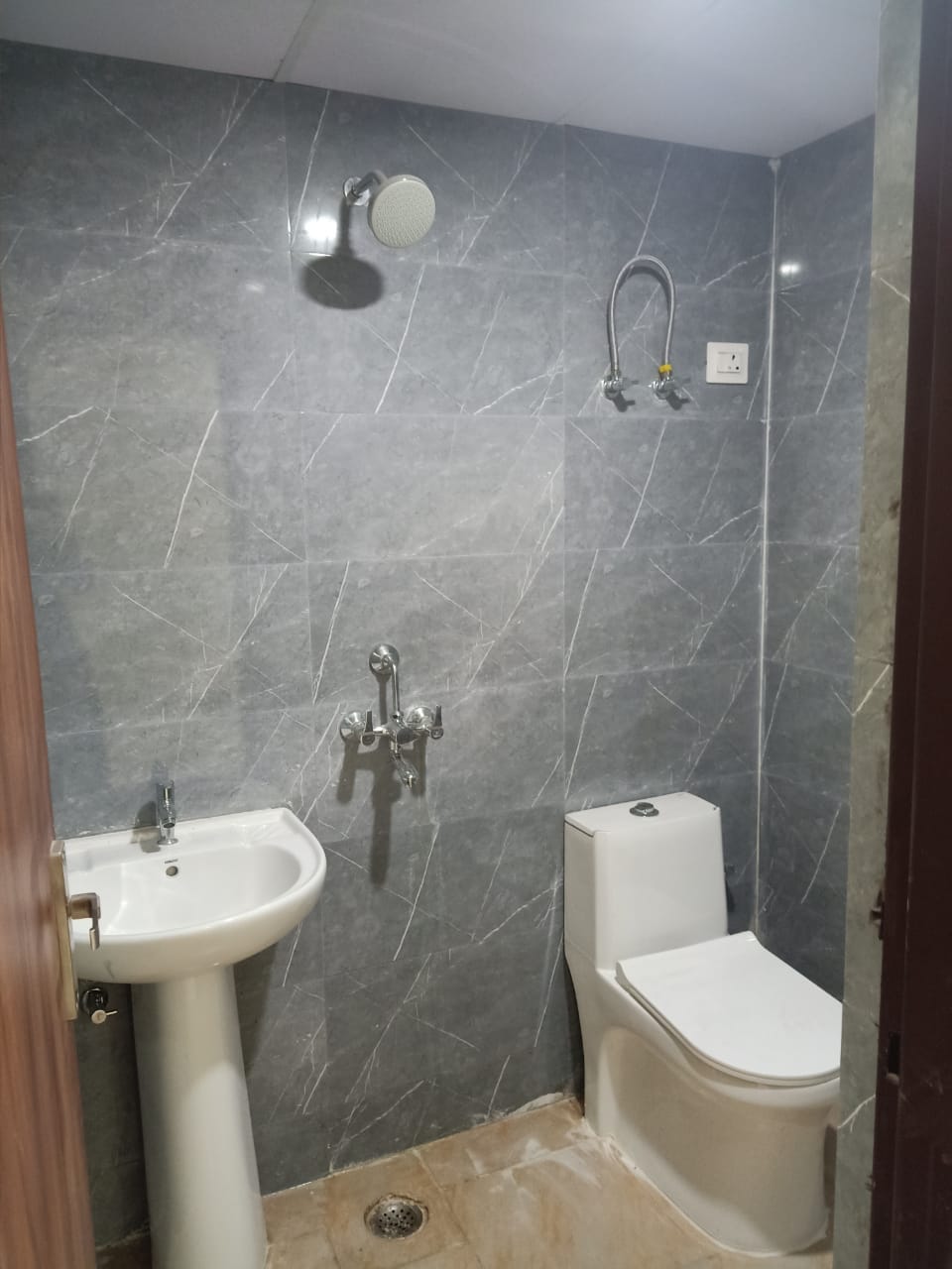 Vihaan Krystal Heights : 2BHK Semi Furnished Flat For Rent in Sector 1, Noida Extension, Bisrakh Jalalpur