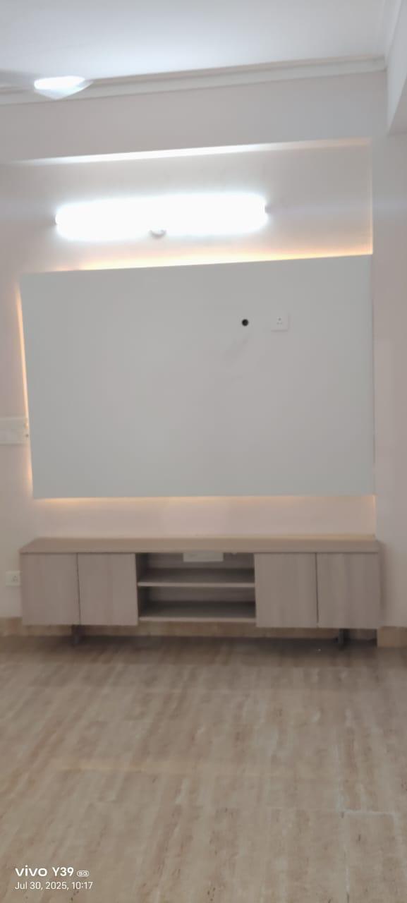 Amrapali Golf Homes: 3 BHK Flat for rent in Sector 4, Noida Extension