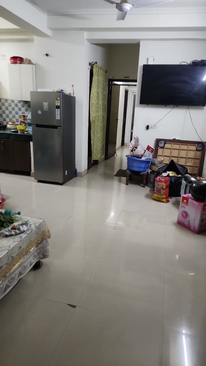 Centurian Park O2 Valley : 3BHK Semi Furnished Flat For Rent in TechZone 4, Noida Extension