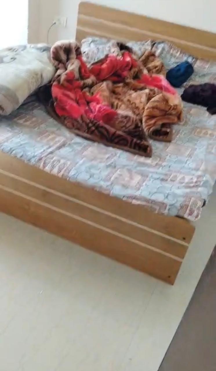 Amrapali Golf Homes : 3BHK Semi Furnished Flat For Rent in Sector 4, Noida Extension