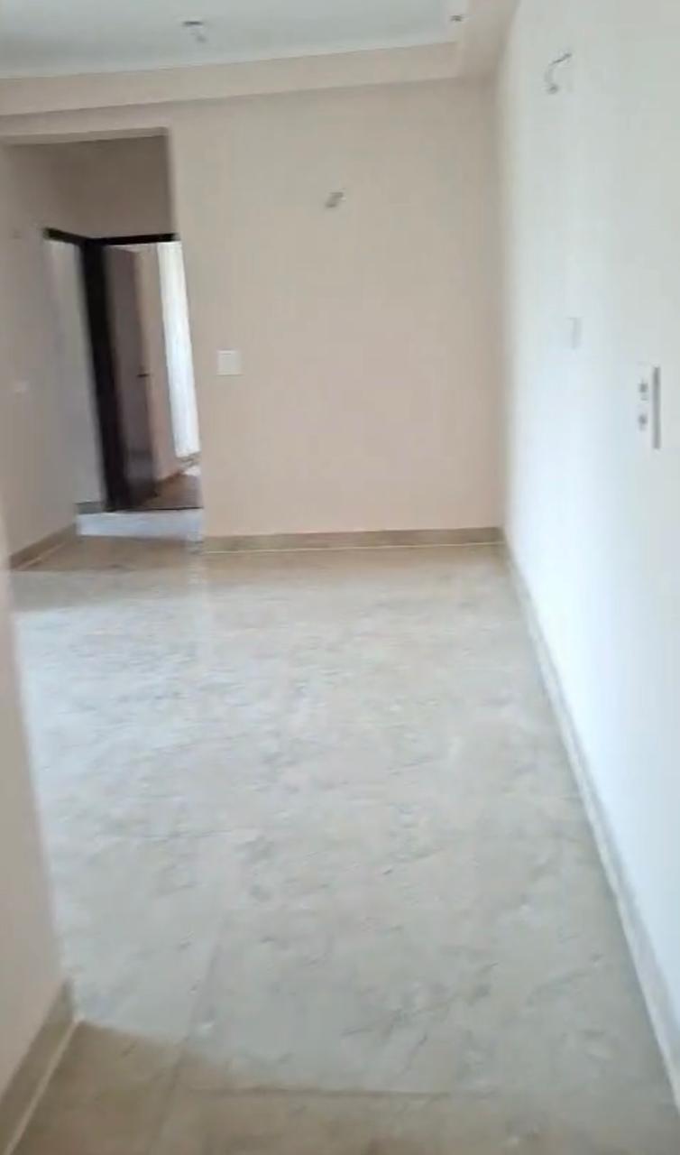 Amrapali Golf Homes : 3BHK UnFurnished Flat For Sell in Sector 4, Noida Extension