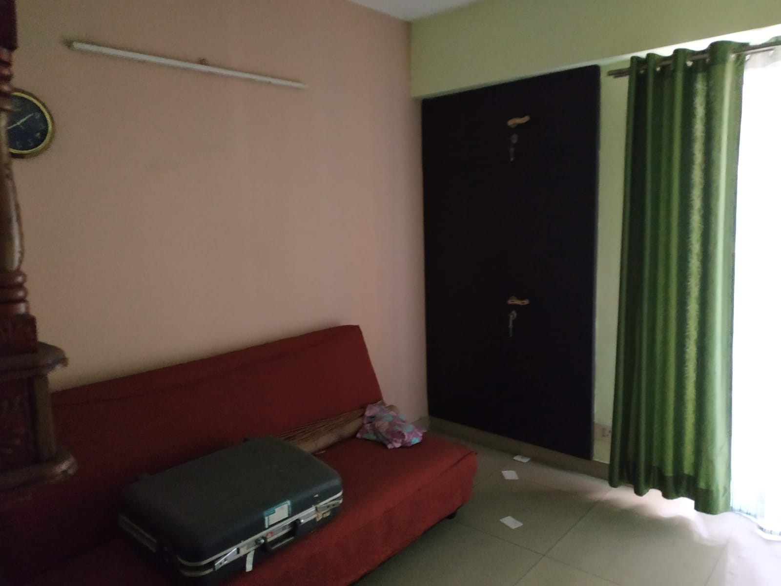 Amrapali La Residentia : 3BHK Fully Furnished Flat For Sell in TechZone 4, Noida Extension