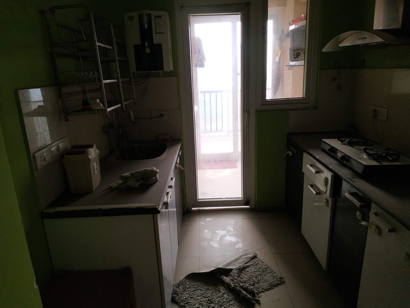Amrapali La Residentia : 3BHK Fully Furnished Flat For Sell in TechZone 4, Noida Extension
