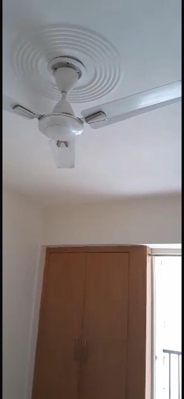 Amrapali La Residentia : 3BHK Semi Furnished Flat For Sell in TechZone 4, Noida Extension