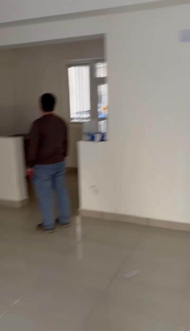 Amrapali La Residentia : 3BHK UnFurnished Flat For Sell in TechZone 4, Noida Extension