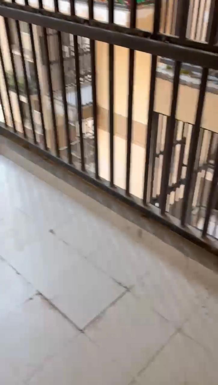 Amrapali La Residentia : 3BHK UnFurnished Flat For Sell in TechZone 4, Noida Extension