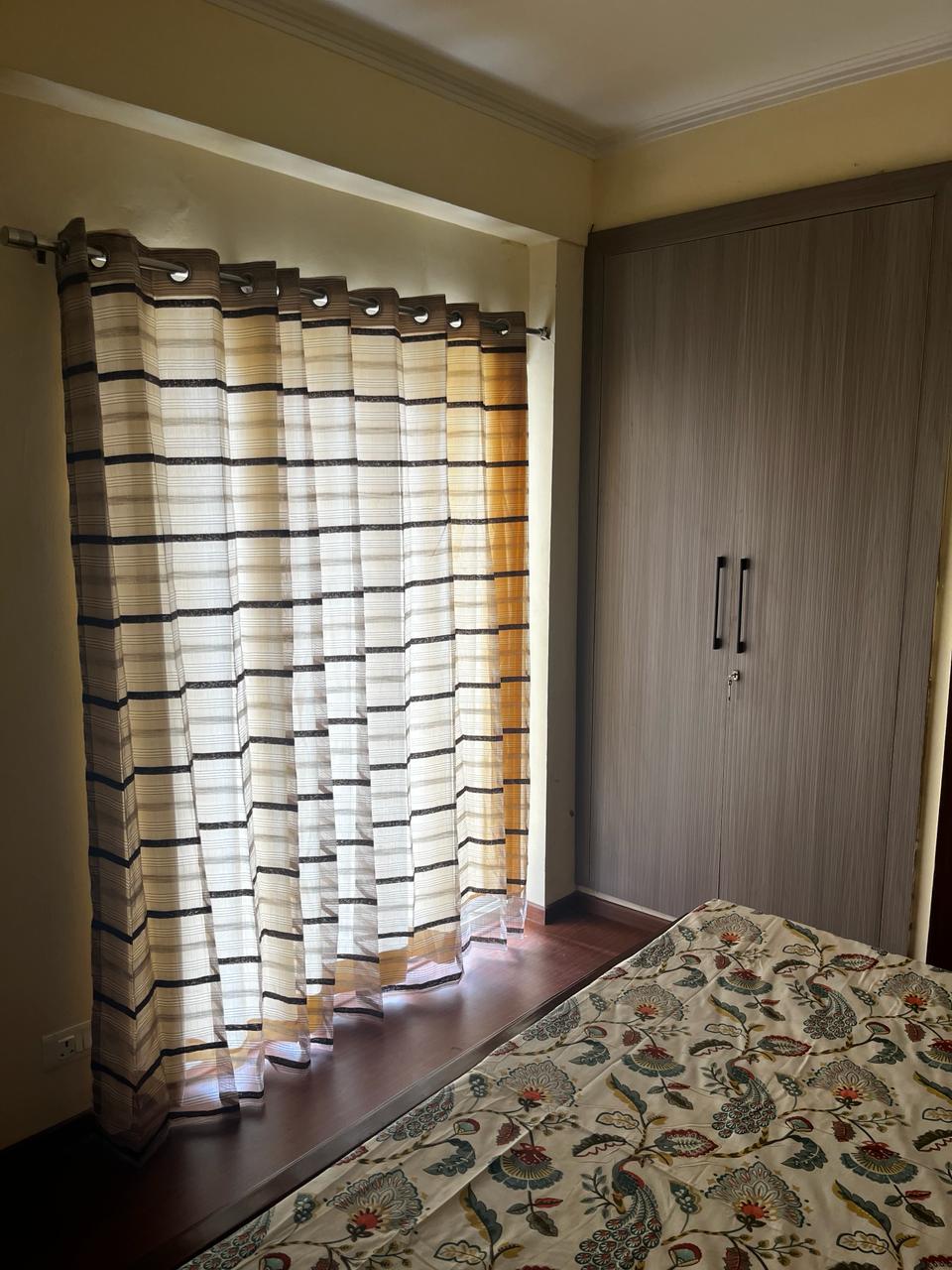 Amrapali Terrace Homes : 2 BHK + Study Fully Furnished Flat For Rent in TechZone 4, Noida Extension