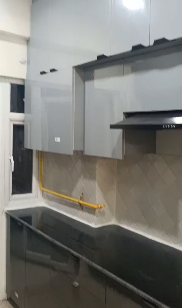 Amrapali Terrace Homes : 3 BHK Semi Furnished Flat For Rent in TechZone 4, Noida Extension 