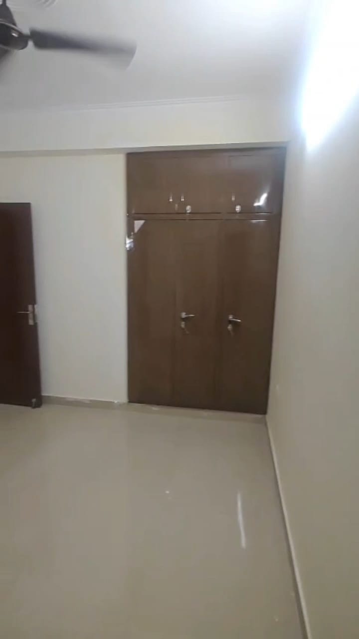 Amrapali Terrace Homes : 3BHK Semi Furnished Flat For Rent in TechZone 4, Noida Extension