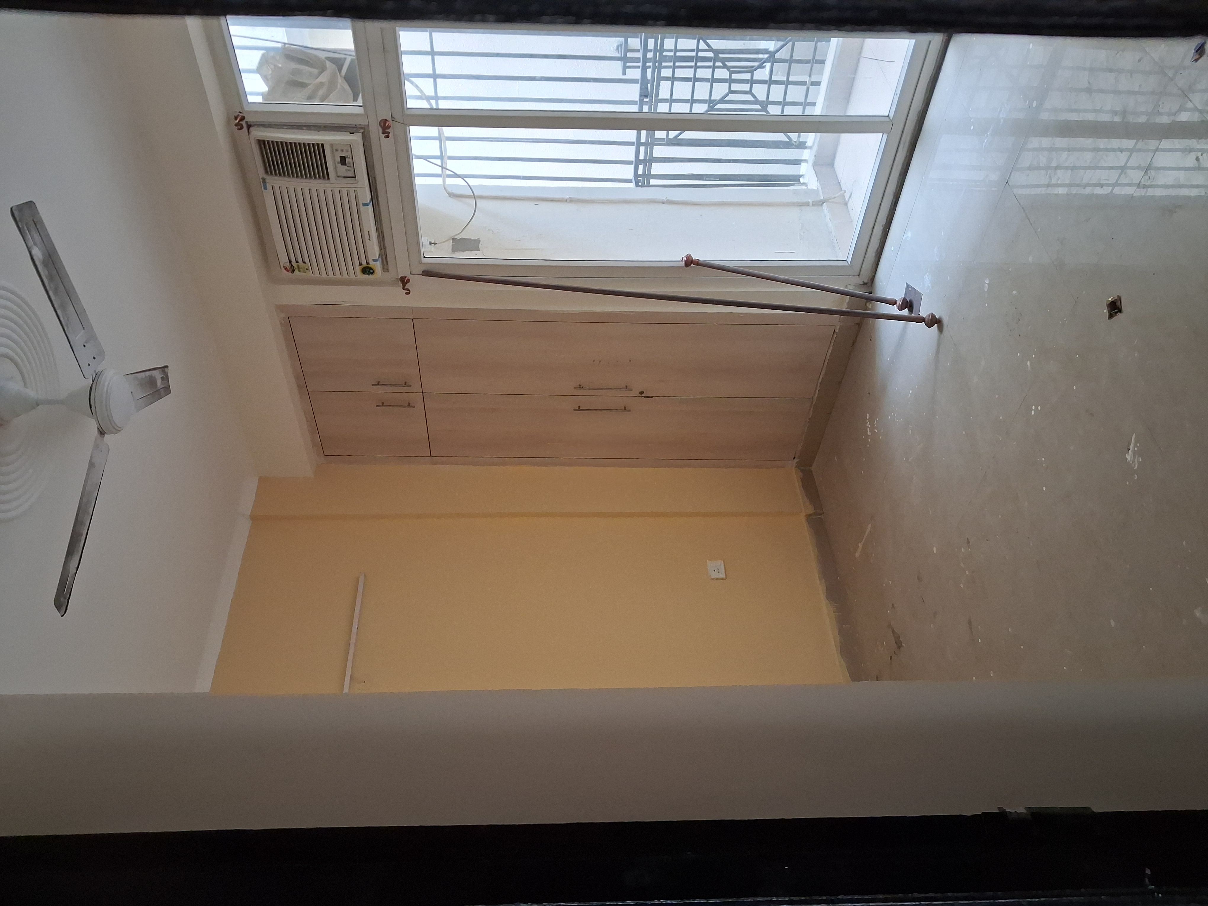 Amrapali Dream Valley : 3 BHK Semi Furnished Villa for rent in TechZone 4, Noida Extension