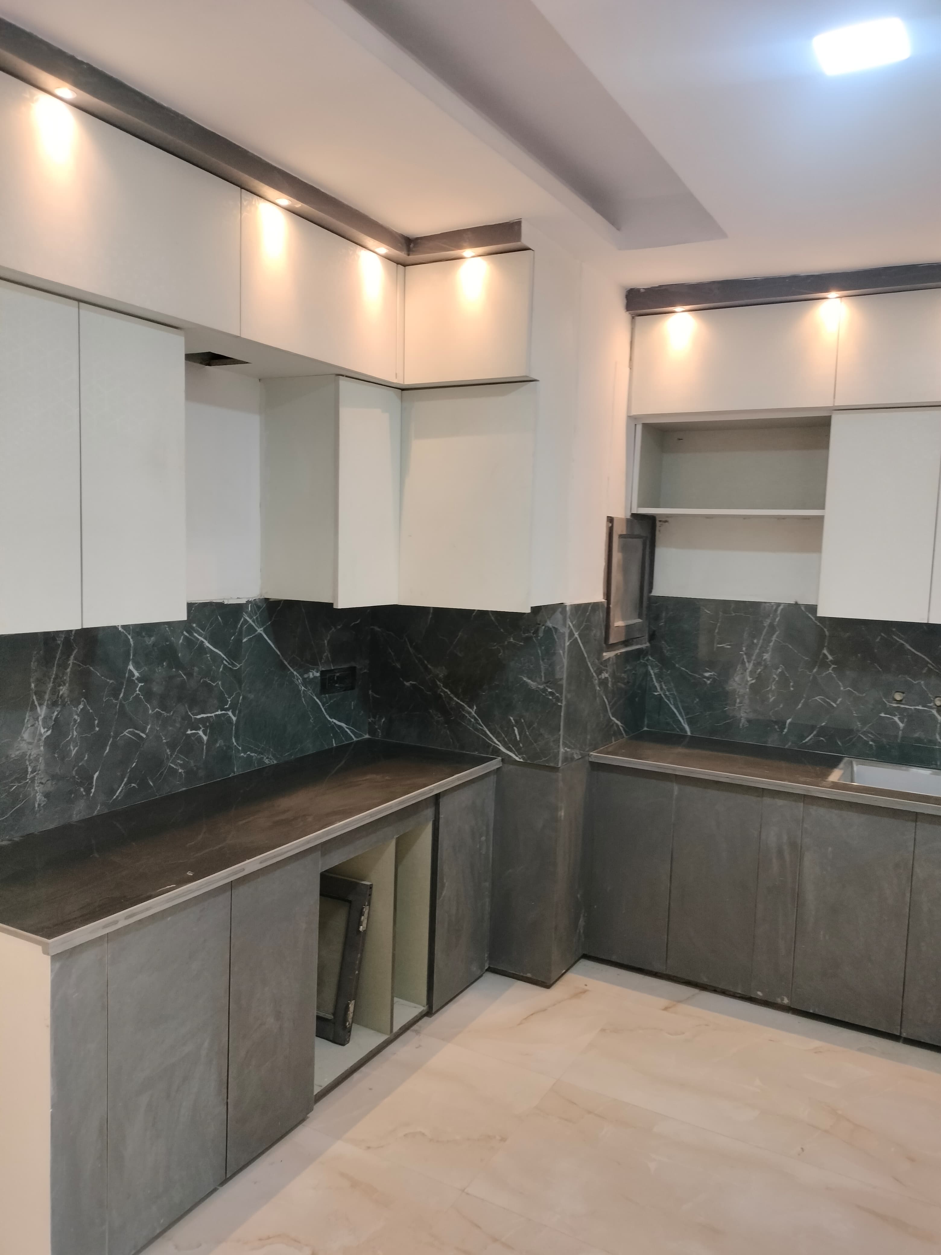 Antalya Heights: 4 BHK flat for sale in Sector 1, Noida Extension