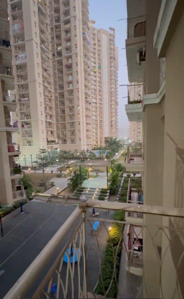 Apex Golf Avenue : 2 BHK Semi Furnished Flat For Rent in Sector 1, Noida Extension, Bisrakh Jalalpur