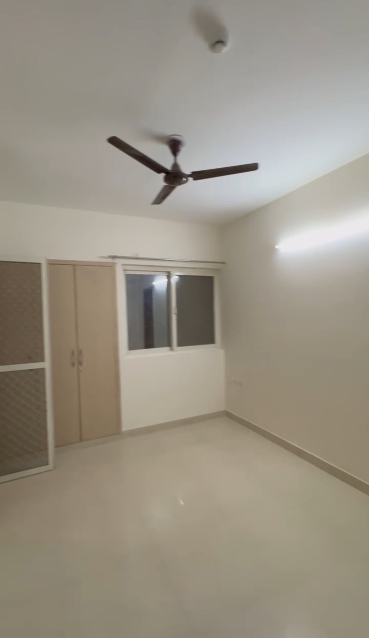 Apex Golf Avenue : 2 BHK Semi Furnished Flat For Rent in Sector 1, Noida Extension, Bisrakh Jalalpur
