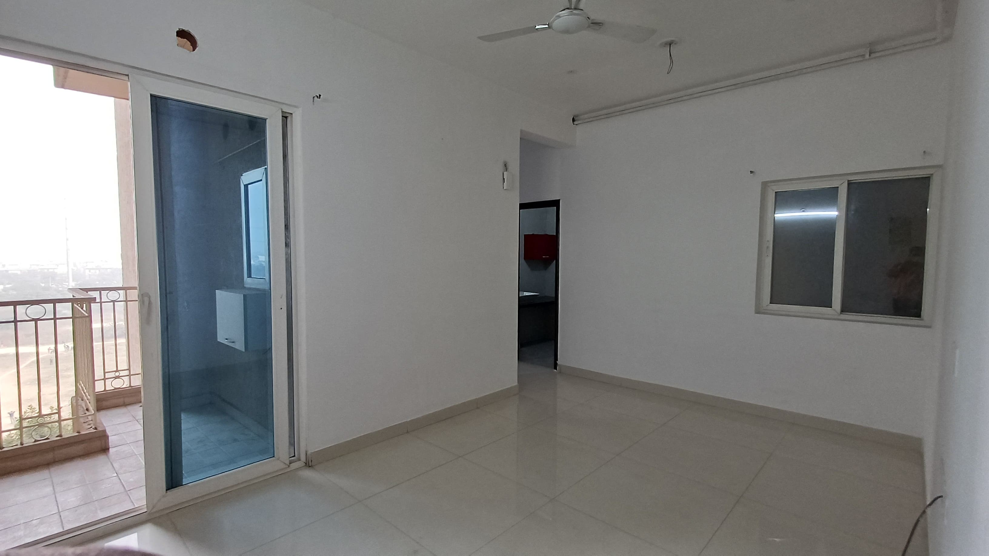 Apex The Kremlin : 2 BHK Semi Furnished Flat For Rent in Indirapuram, Ghaziabad