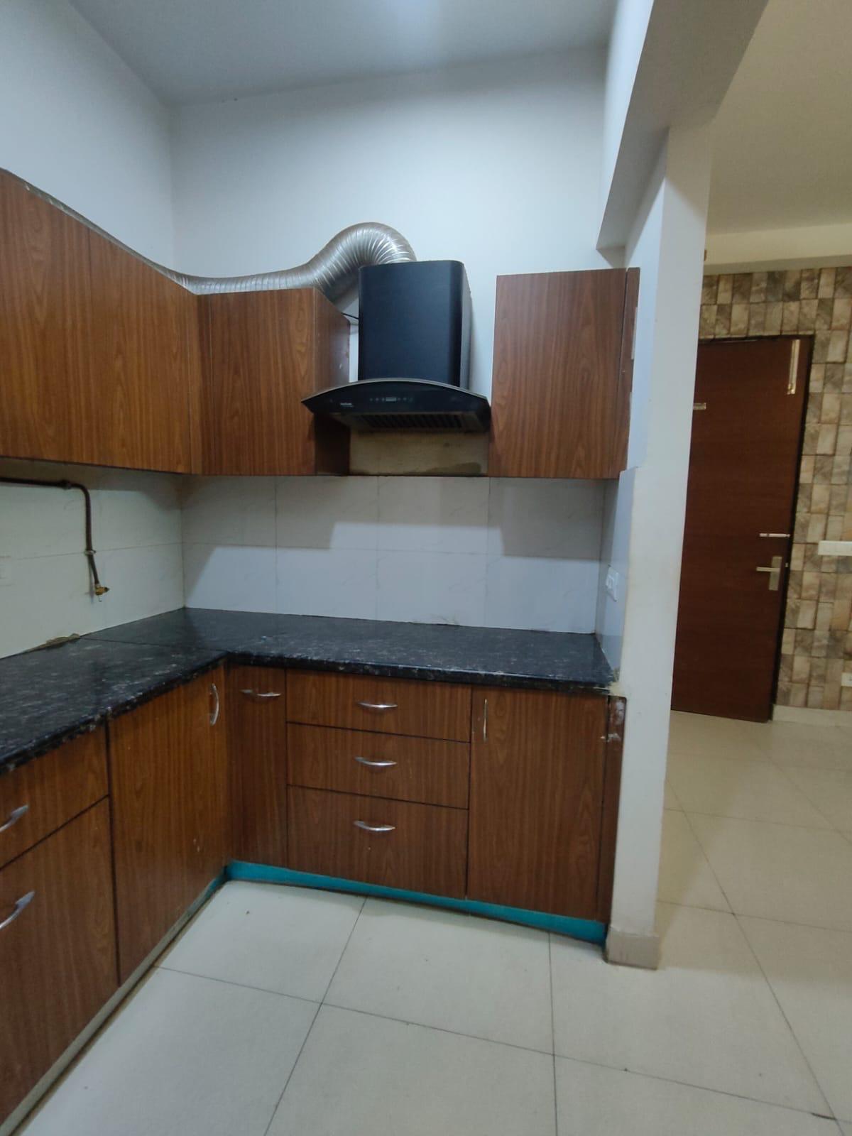 Apex Golf Avenue : 2 BHK Semi Furnished Flat For Rent in Sector 1, Noida Extension, Bisrakh Jalalpur 