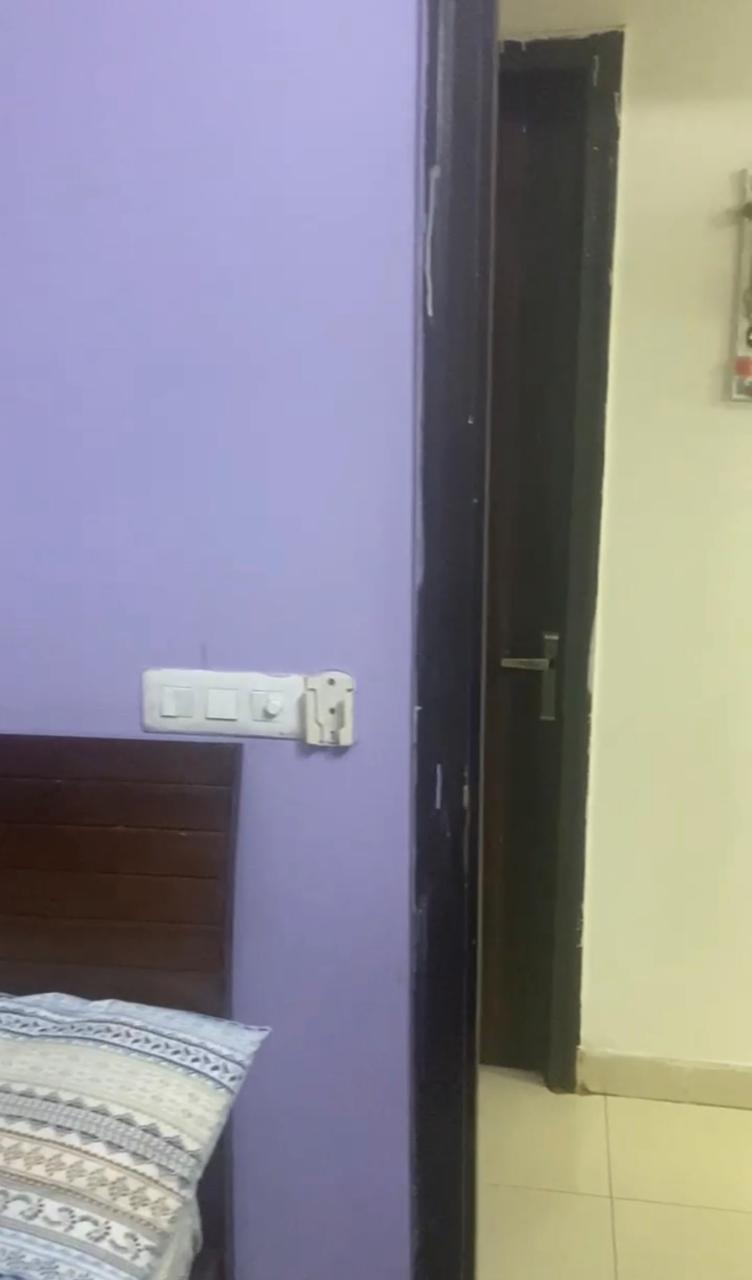 Apex Golf Avenue : 3BHK Semi Furnished Flat For Sell in Sector 1, Noida Extension, Bisrakh Jalalpur
