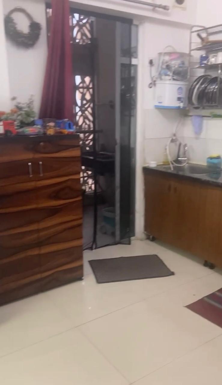 Apex Golf Avenue : 3BHK Semi Furnished Flat For Sell in Sector 1, Noida Extension, Bisrakh Jalalpur