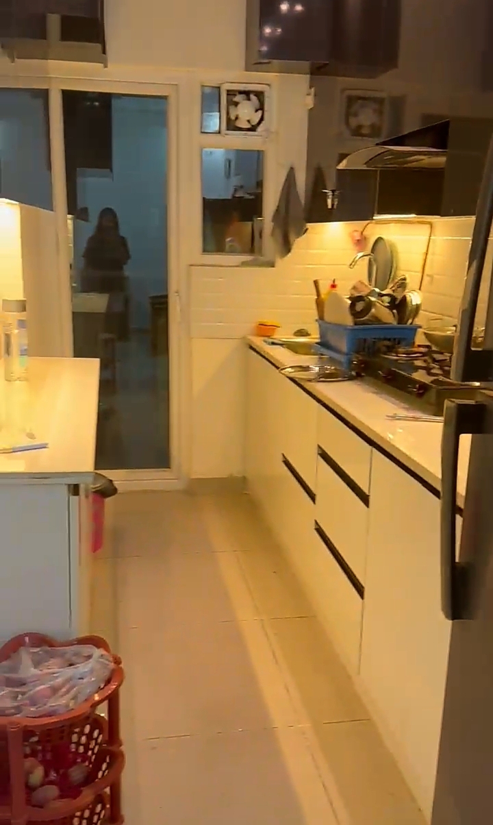 Apex Splendor : 2 BHK Fully Furnished Flat For Rent in Sector 1, Noida Extension, Bisrakh Jalalpur