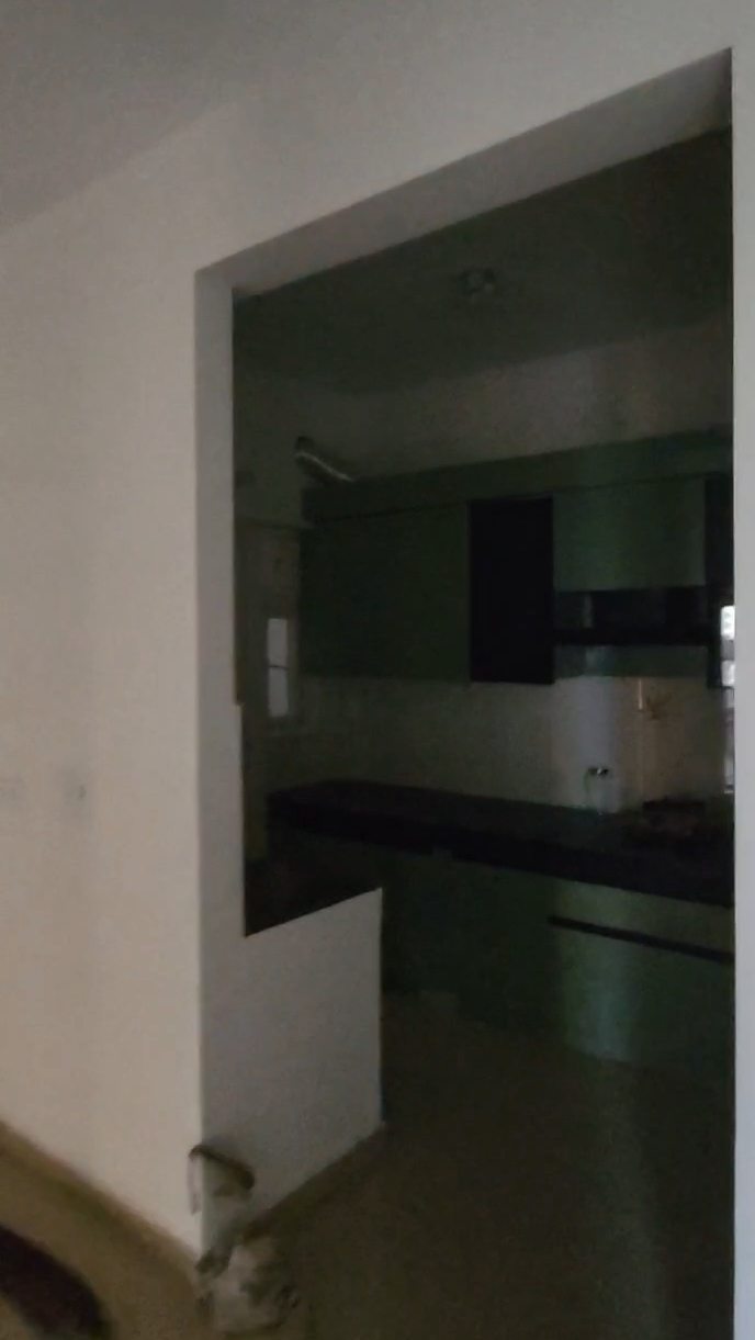 Aqua Garden : 3BHK Semi Furnished Flat For Rent in Sector 16B, Noida Extension