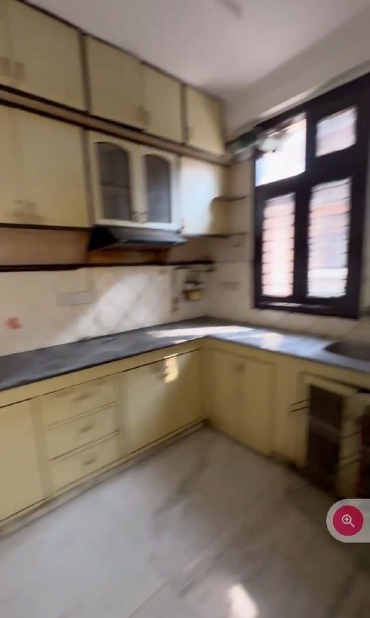 Arihant Residency : 2BHK Semi Furnished Flat For Rent in Indirapuram, Ghaziabad 