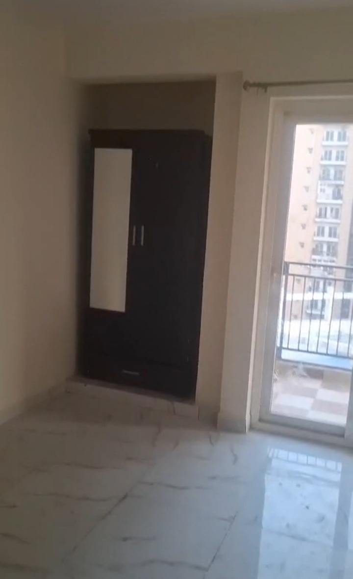 Casa Woodstock : 3 BHK Semi Furnished Flat For Rent in Gaur City 2, Noida Extension