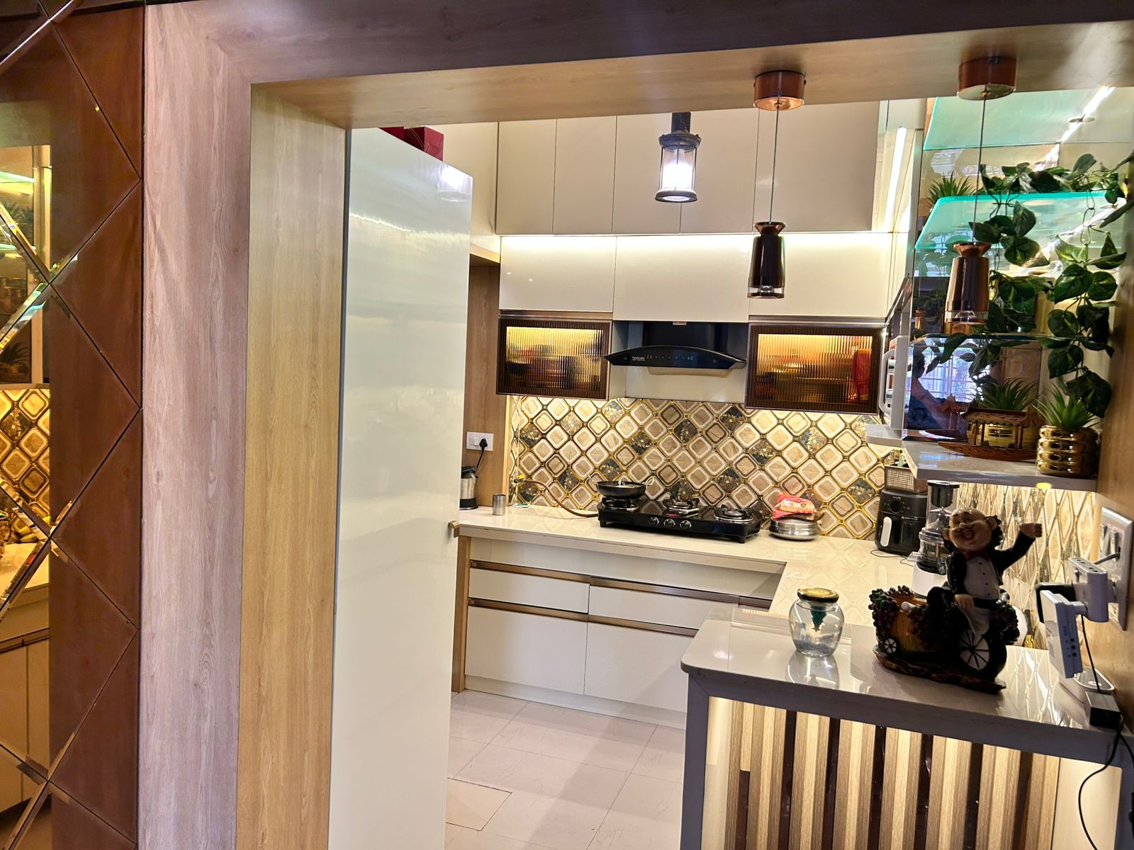 Cherry County : 3 BHK Fully Furnished Flat For Rent in TechZone 4, Noida Extension