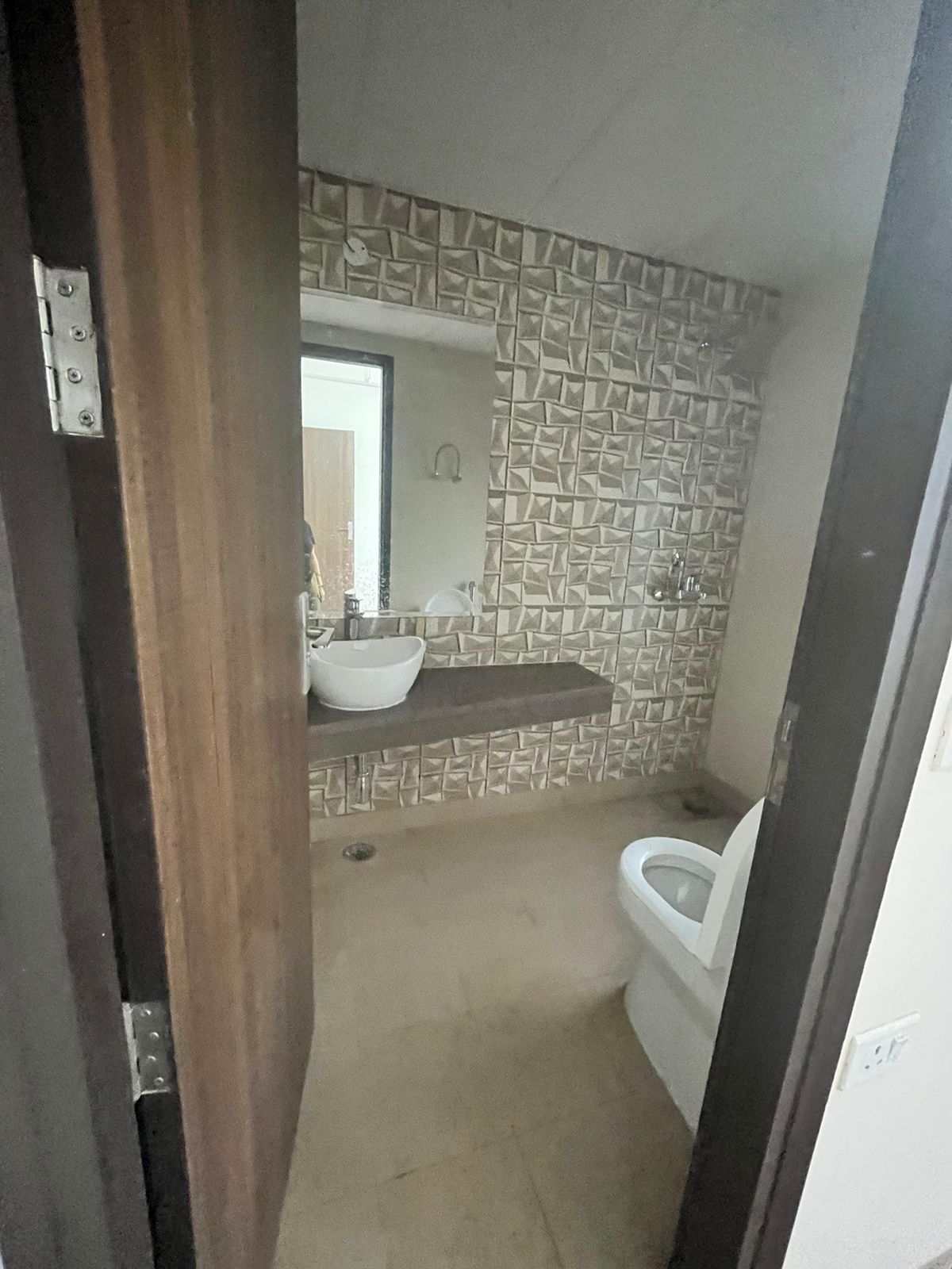 Coco County : 3 BHK Semi Furnished Flat For Rent in Sector 10, Noida Extension