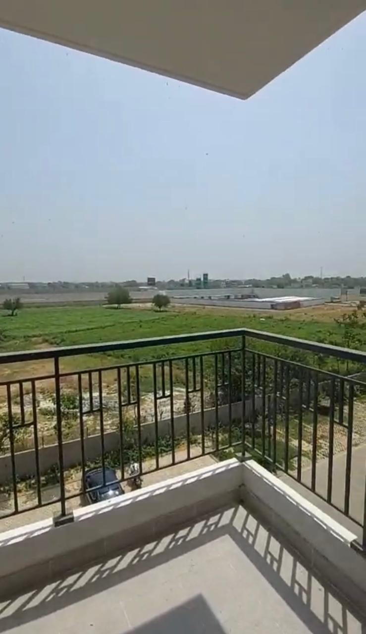 Coco County : 3BHK UnFurnished Flat For Sell in Sector 10, Noida Extension