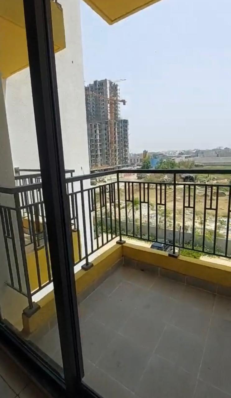 Coco County : 3BHK UnFurnished Flat For Sell in Sector 10, Noida Extension