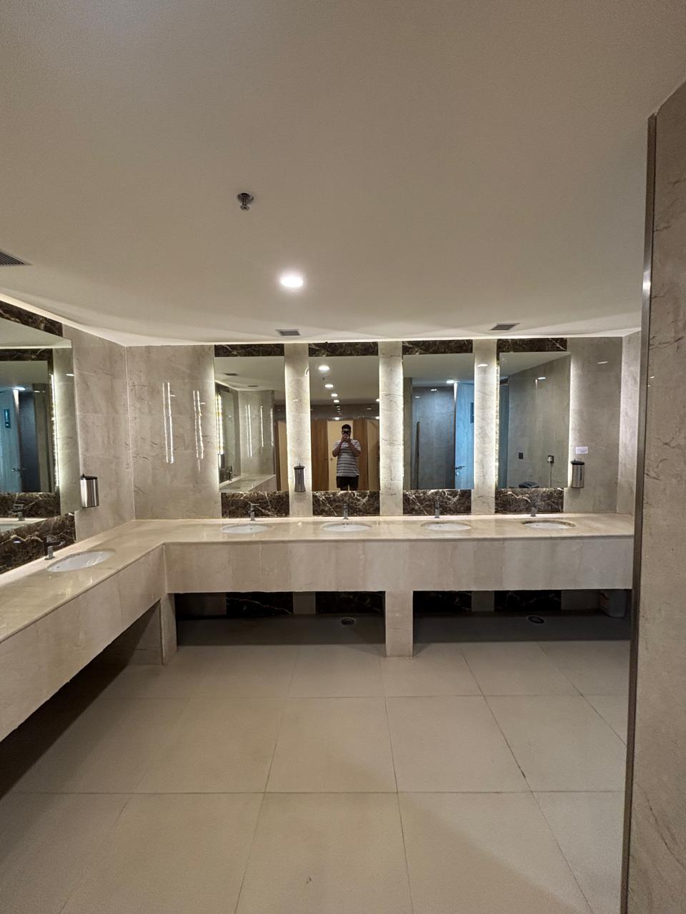 Artha Mart : Fully Furnished Office For Rent in TechZone 4, Noida Extension