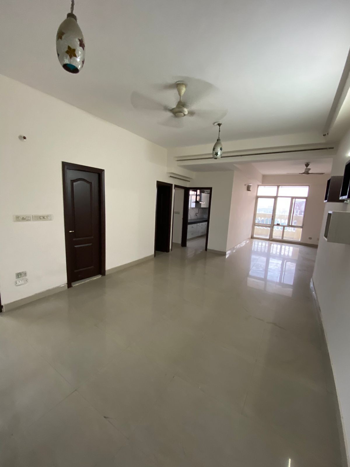 Eldeco Green Meadows : 3BHK Semi Furnished Flat For Rent in Pi, Greater Noida