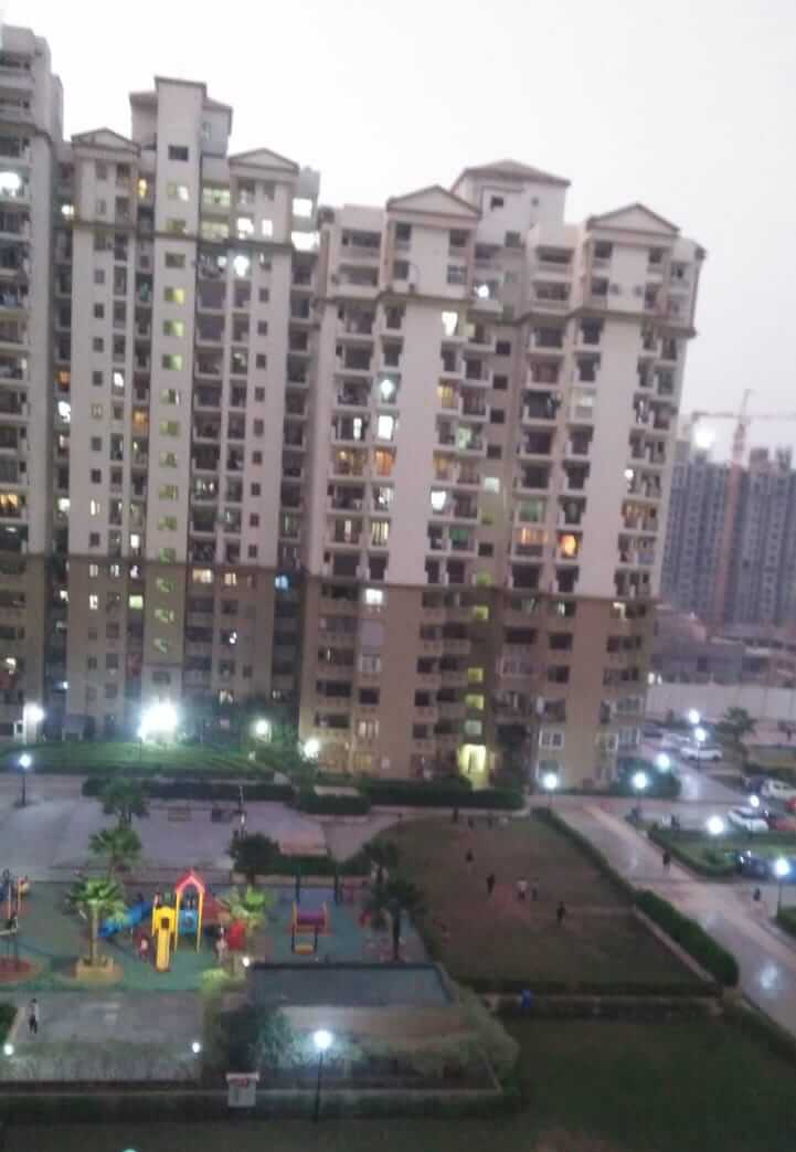 Eros Sampoornam : 2 + 1 BHK Flat for sale in Sector 2, Noida Extension