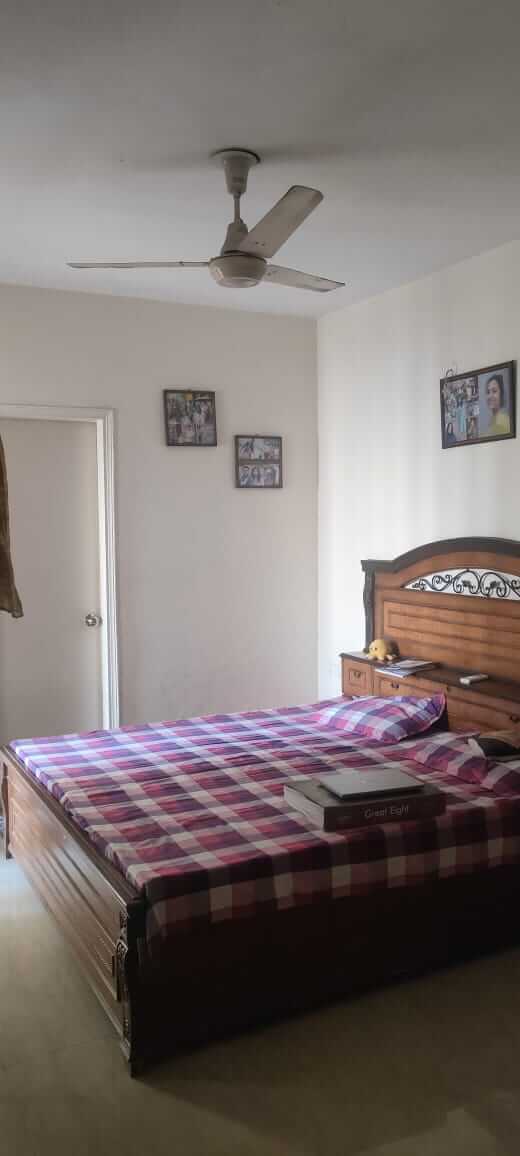 Eros Sampoornam : 2 + 1 BHK Flat for sale in Sector 2, Noida Extension