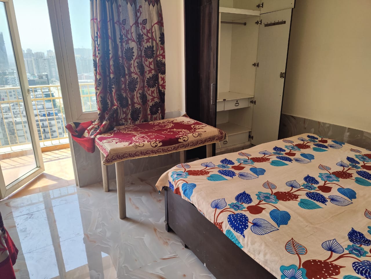 Eros Sampoornam : 2BHK Fully Furnished Flat For Rent in Sector 2, Noida Extension