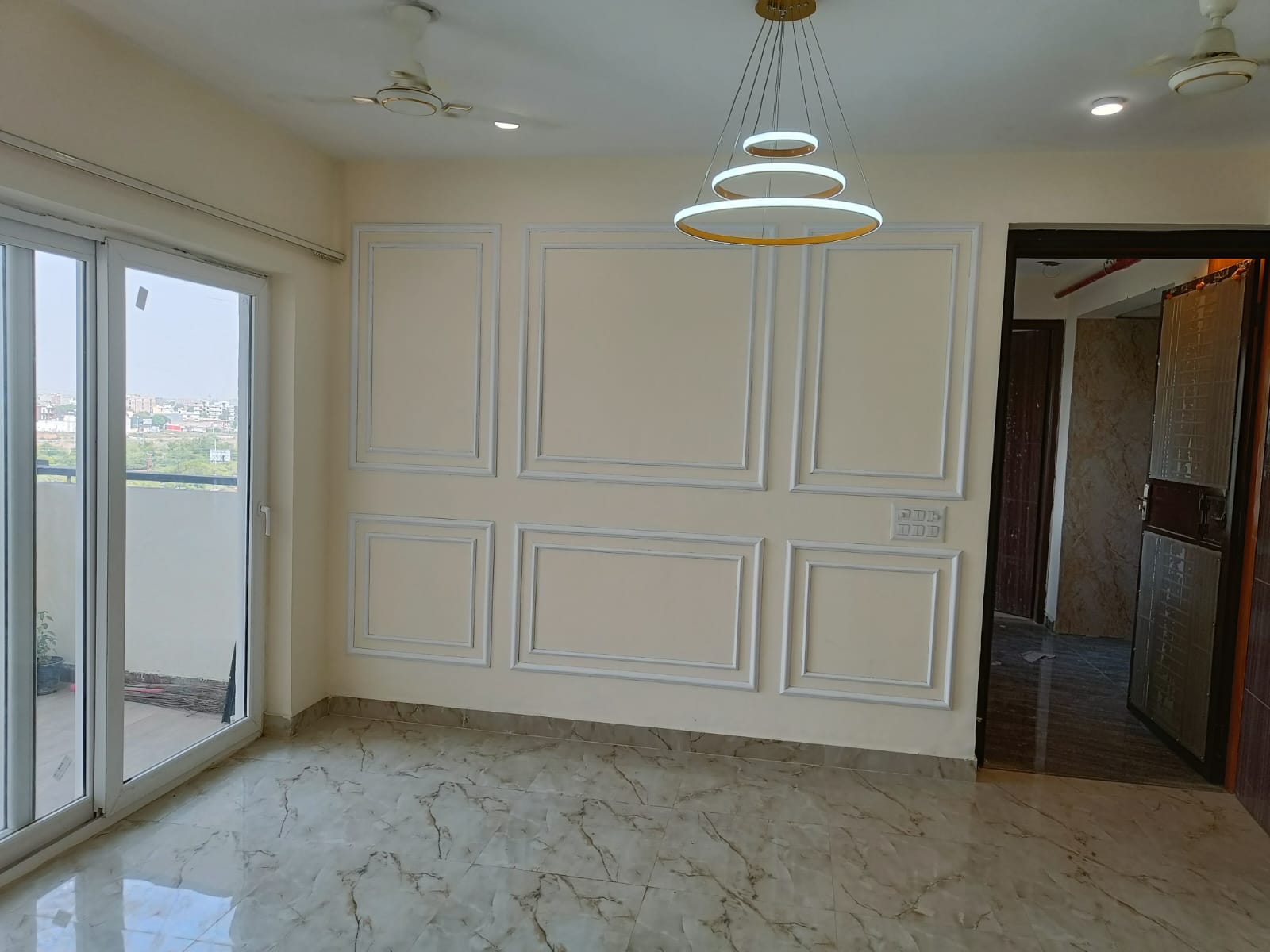 Eros Sampoornam : 3 BHK Semi Furnished Flat For Rent in Sector 2, Noida Extension