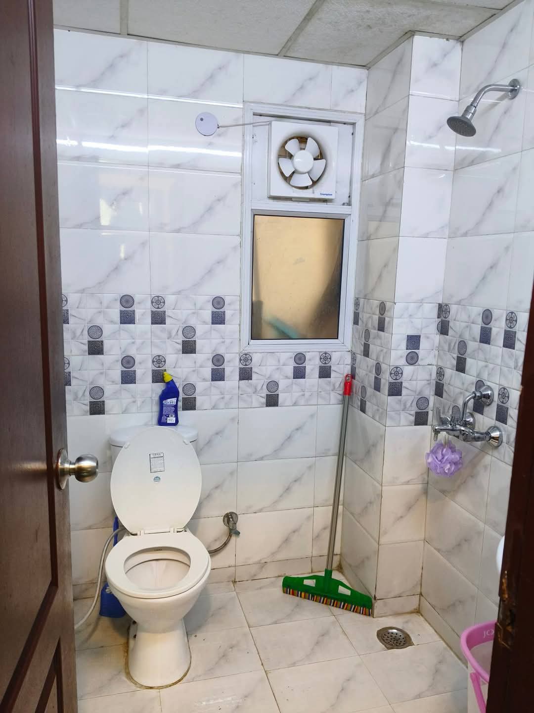 Exotica Dreamville : 2 BHK Fully Furnished flat for rent in Sector 16C, Noida Extension