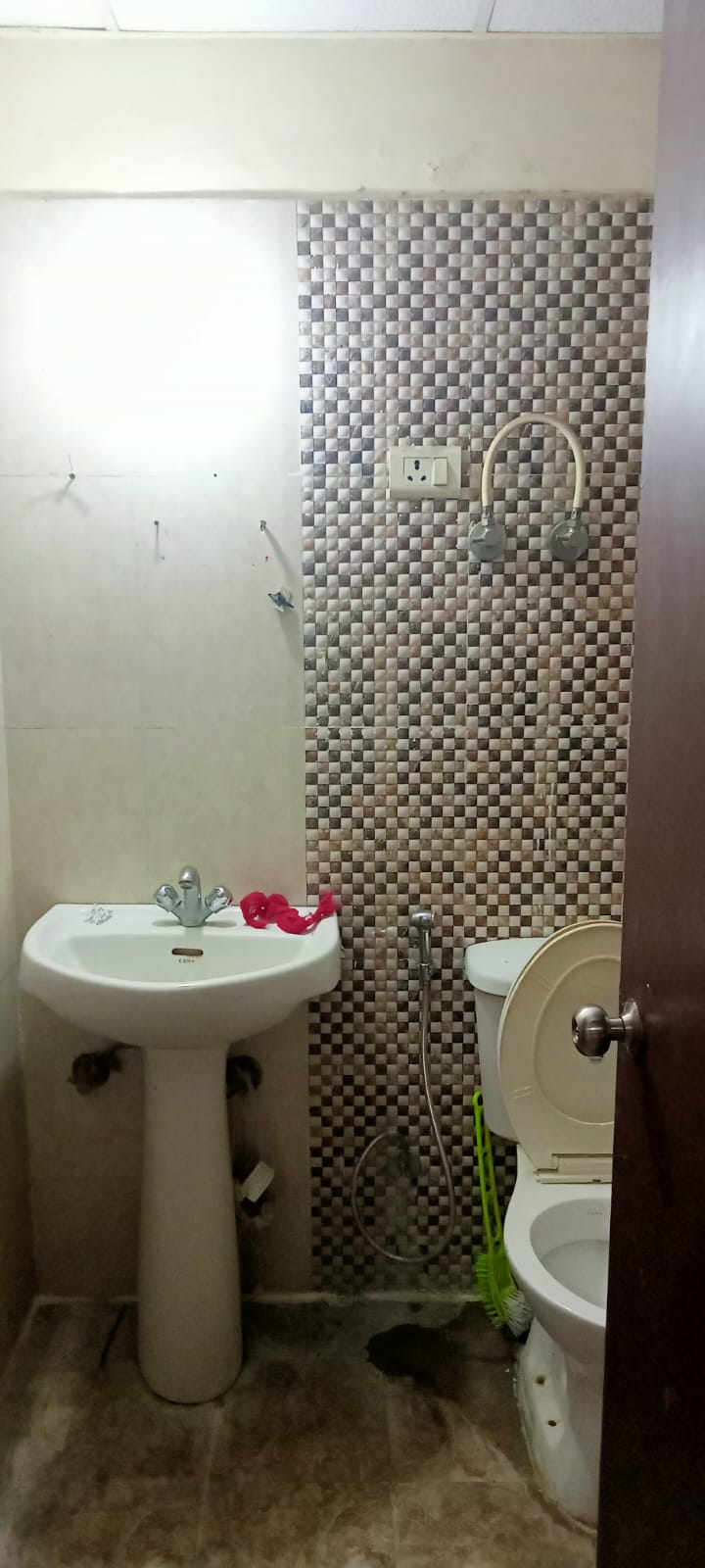 Galaxy Vega : 2BHK Semi Furnished Flat For Rent in TechZone 4, Noida Extension