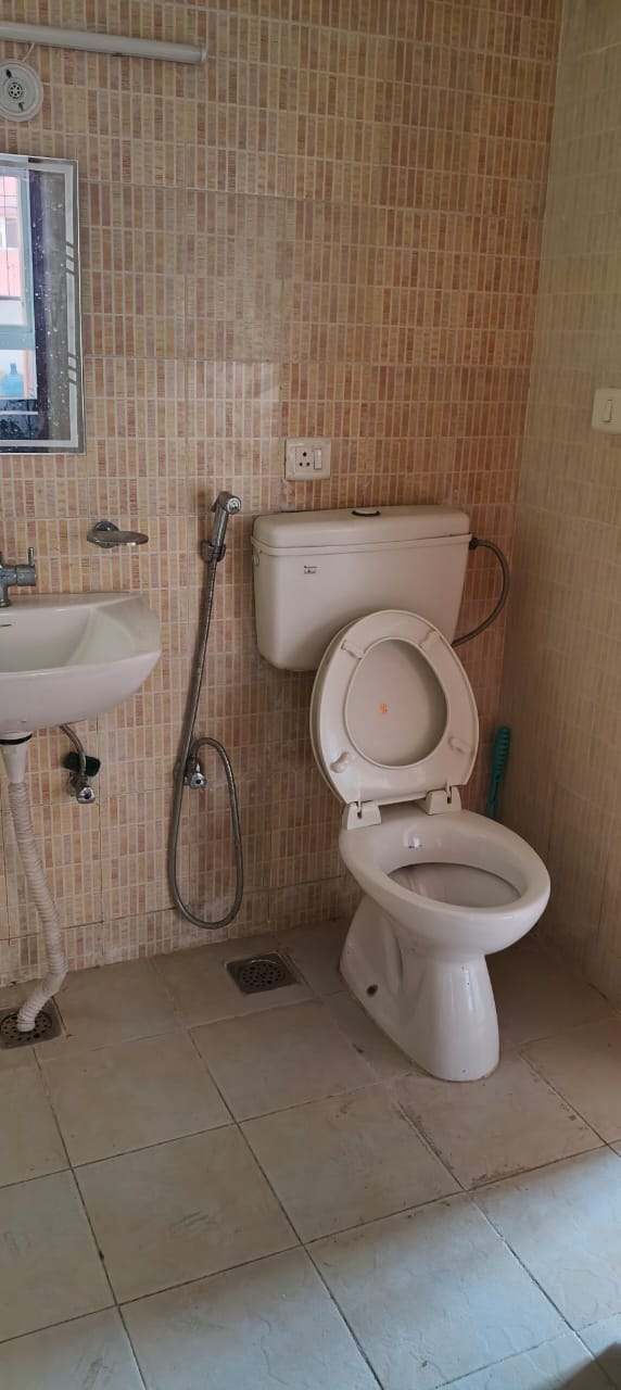Ganga, Yamuna, Hindon Enclave : 2 BHK + Study Semi Furnished Flat For Rent in Siddharth Vihar, Ghaziabad