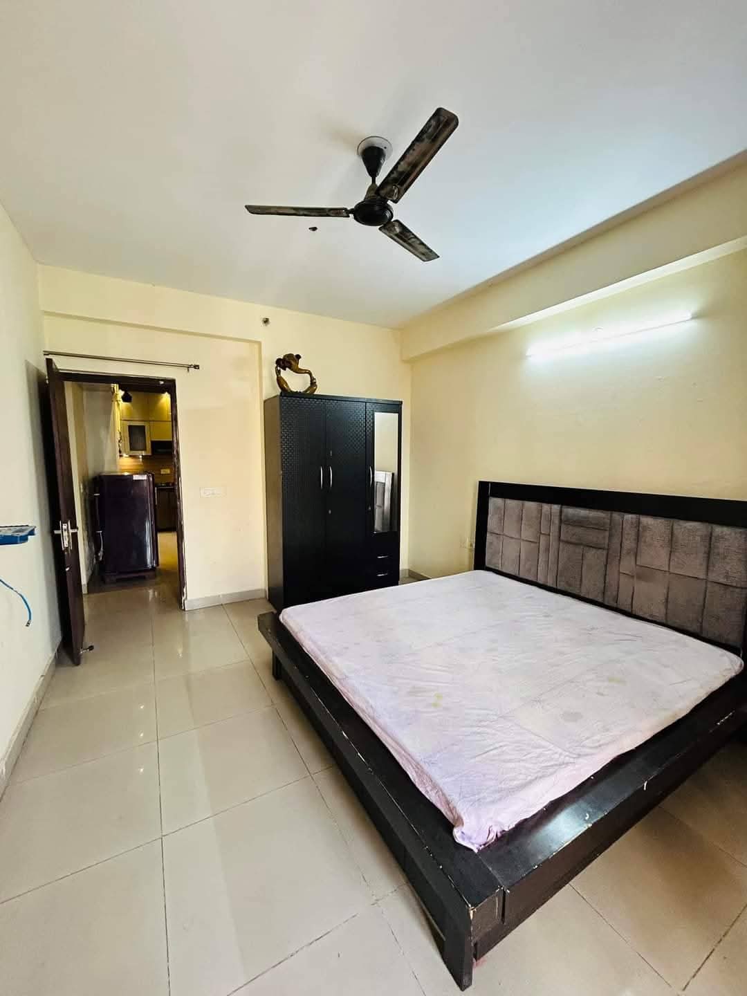 Gaur Atulyam : 2 BHK Flat for sale in Omicron 1, Greater Noida