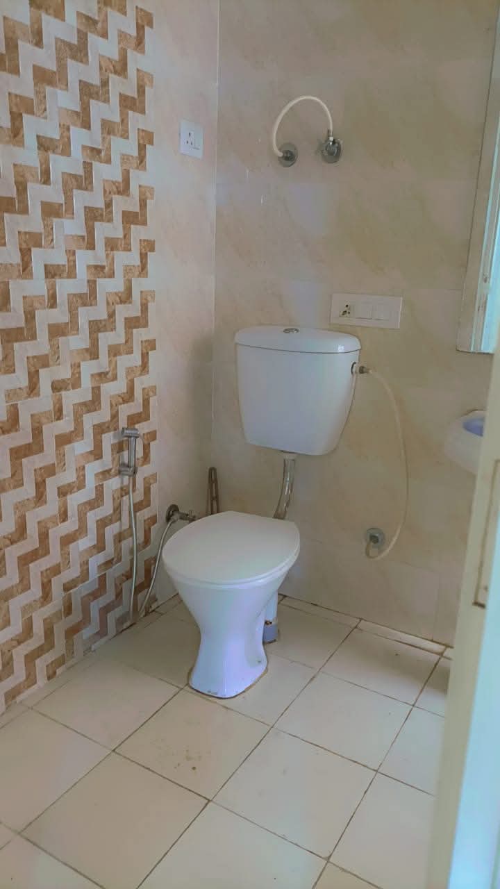 Gaur Atulyam : 2 BHK Flat for sale in Omicron 1, Greater Noida