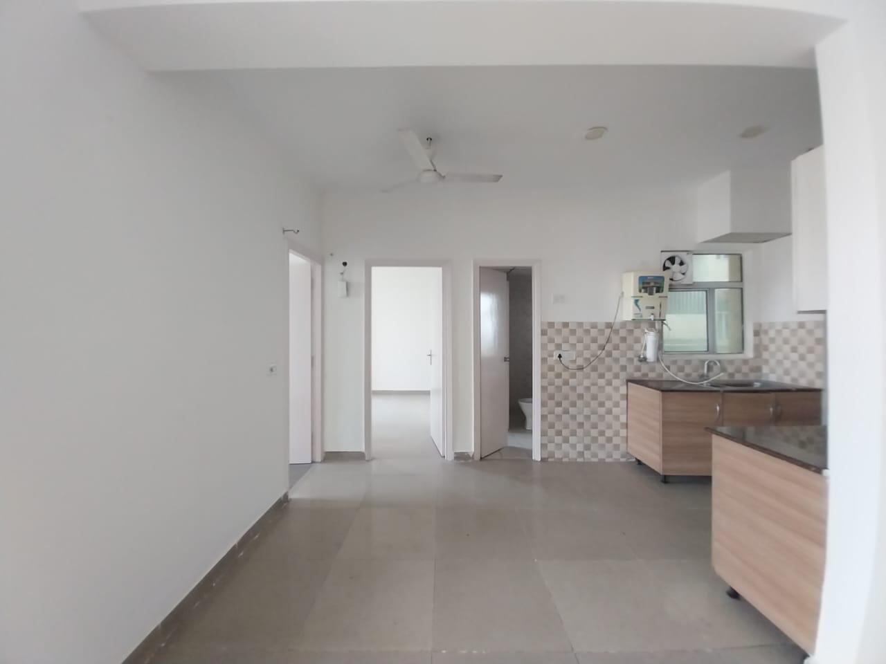 Gaur City 10th Aveune : 3 BHK Semi Furnished flat for rent in Gaur City 2, Noida Extension 