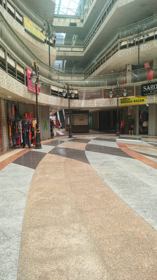Gaur City Center : Fully Furnished Shop/office for rent in Gaur City 1, Noida Extension
