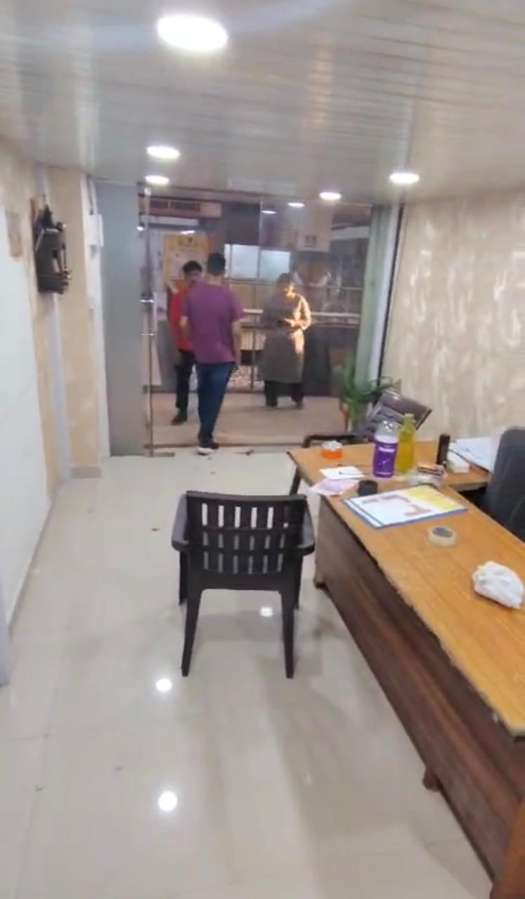 Gaur City Center : Semi Furnished Office For Rent in Sector 4, Noida Extension