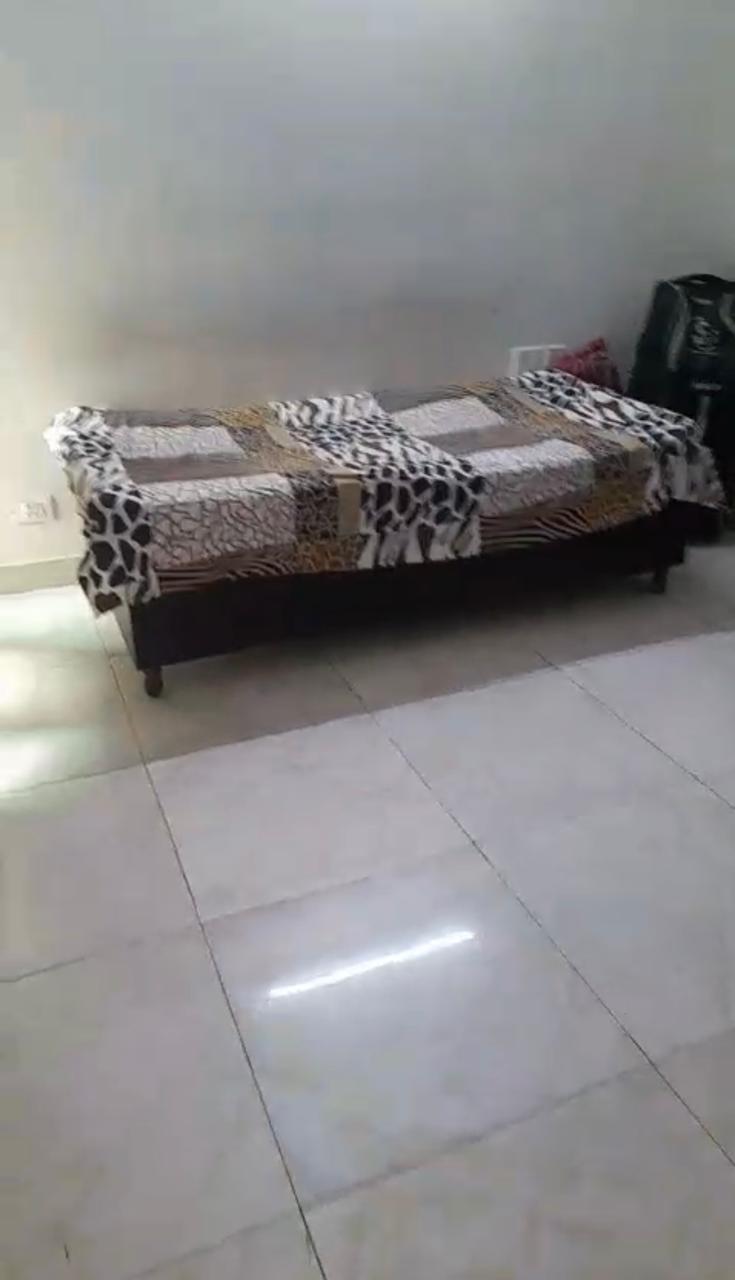 Gaurs Siddhartham : 2BHK Semi Furnished Flat For Rent in Siddharth Vihar, Ghaziabad