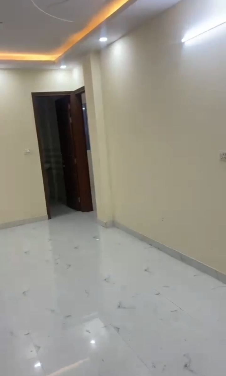 Green Apartment : 2 BHK Semi Furnished Flat For Sell in Sector 1, Noida Extension, Bisrakh Jalalpur