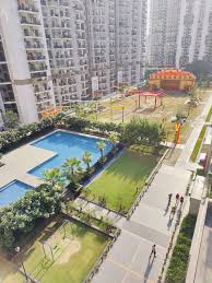 Gulshan Bellina : 2 BHK Semi Furnished Flat for rent in Sector 16, Noida Extension