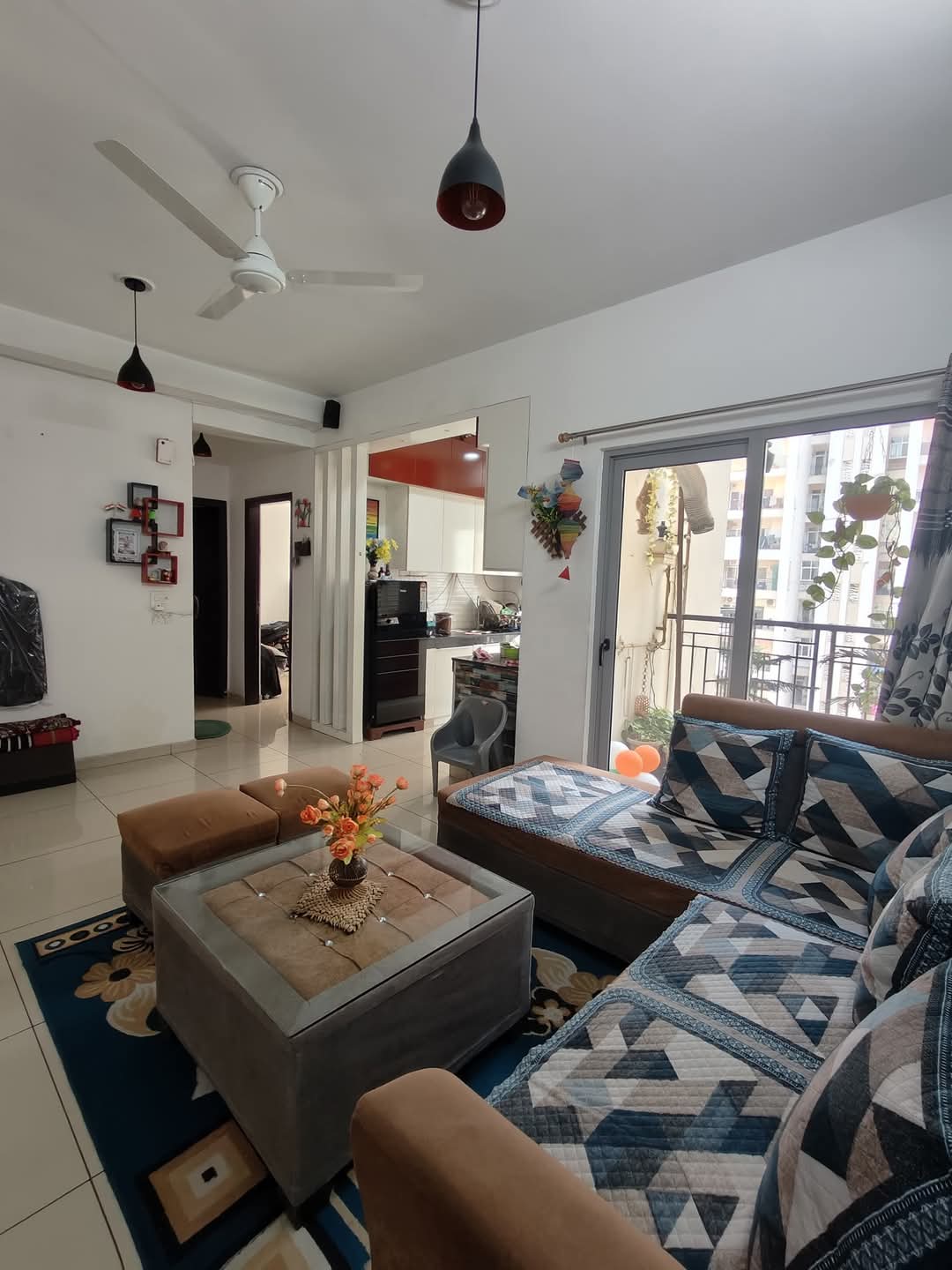 Gulshan Bellina : 2 BHK Semi Furnished Flat for rent in Sector 16, Noida Extension