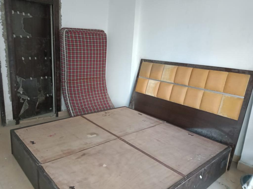 Himalaya Pride : 2BHK Semi Furnished Flat For Rent in TechZone 4, Noida Extension