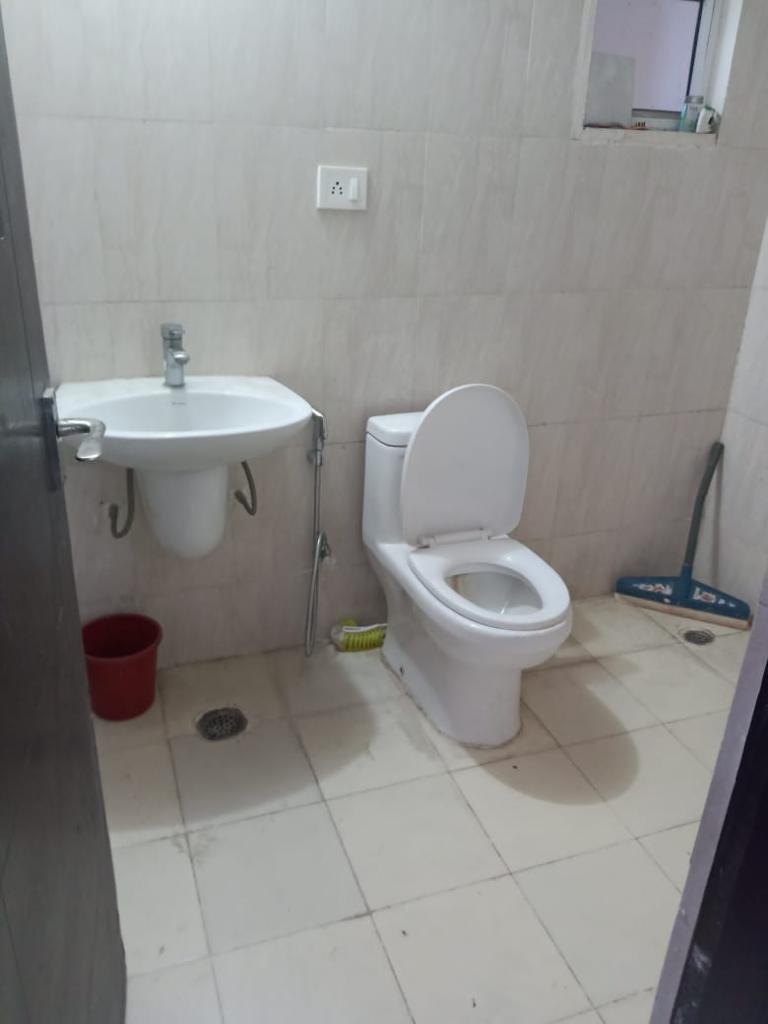 Himalaya Pride : 2BHK Semi Furnished Flat For Rent in TechZone 4, Noida Extension