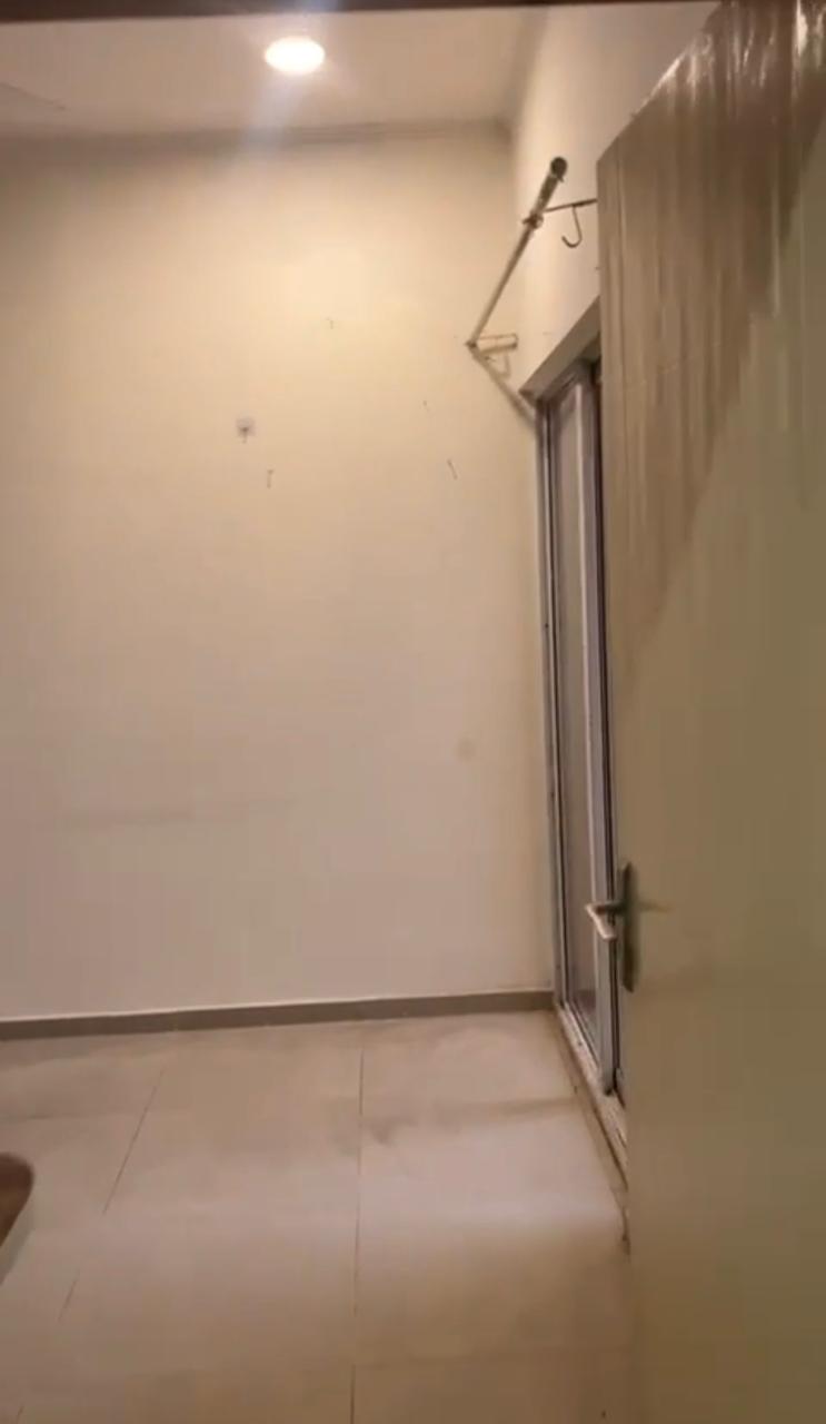 Himalaya Pride : 3 BHK Semi Furnished Flat For Rent in TechZone 4, Noida Extension